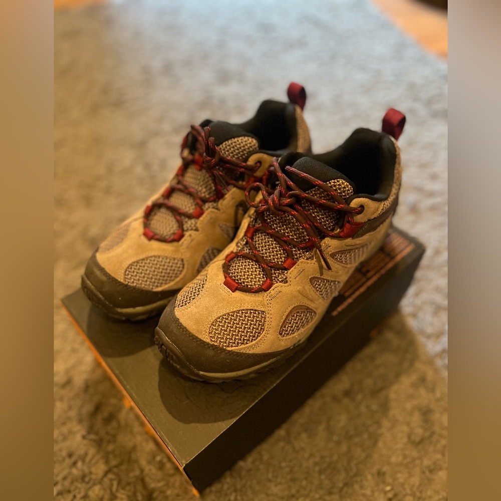 Yokota 2 Merrell sneaker/ hiker shoes